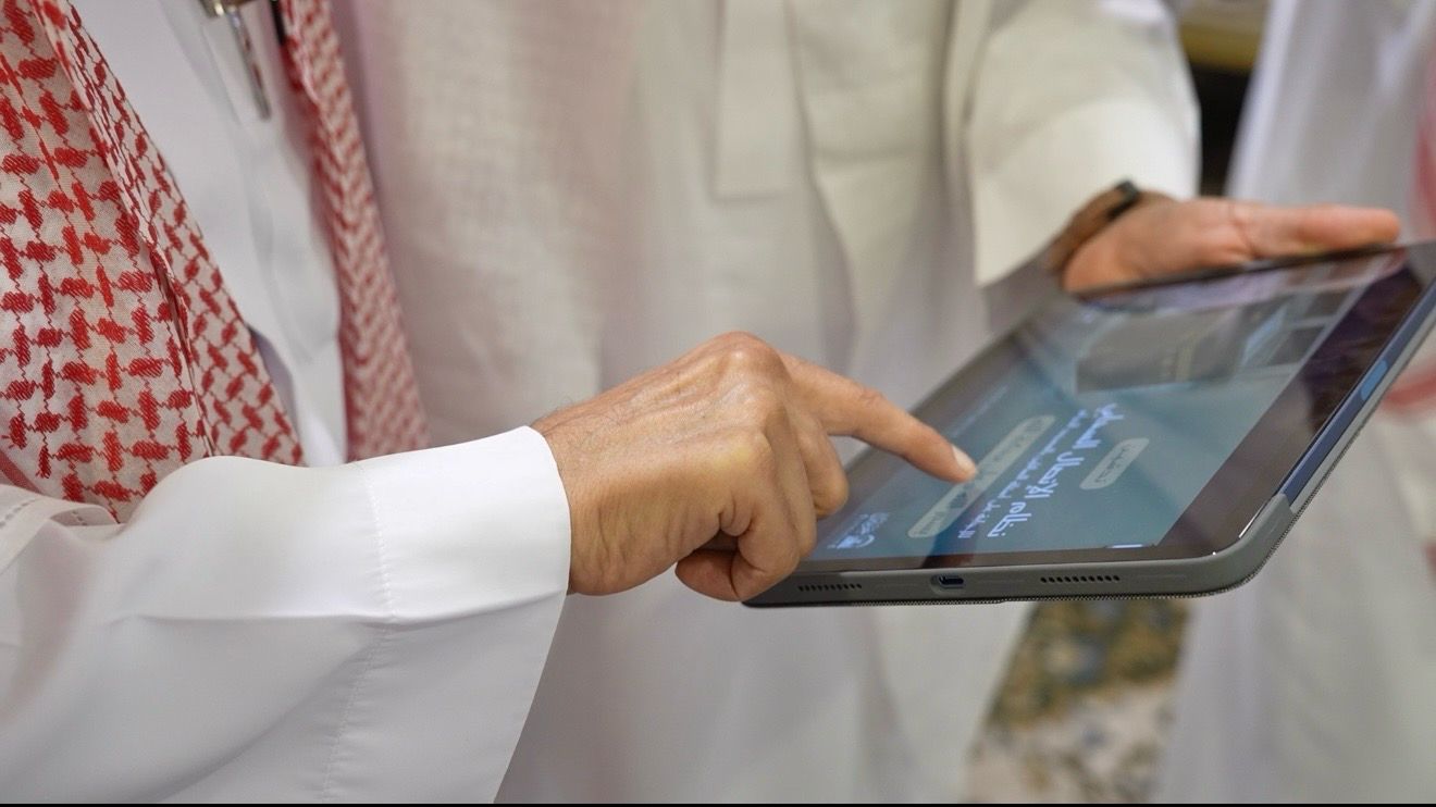 معالي رئيس الشؤون الدينية يدشّن نظام الاتصال السحابي لإجابة السائلين بالمسجد الحرام